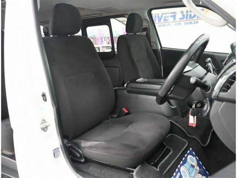 HIACE VAN-10