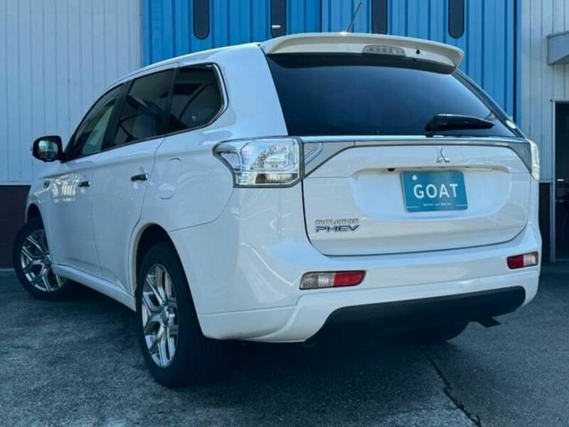 OUTLANDER PHEV-20