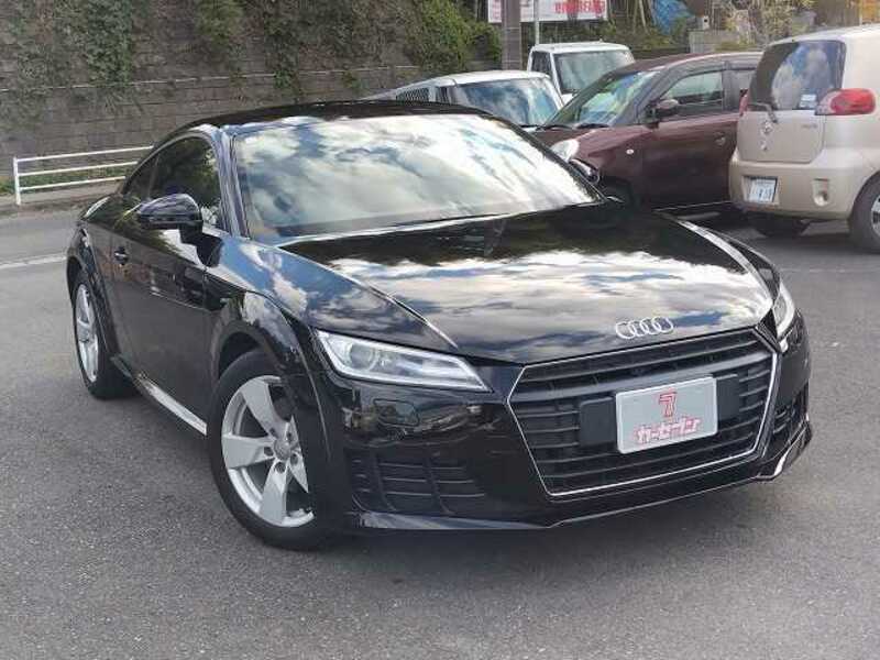 AUDI　TT