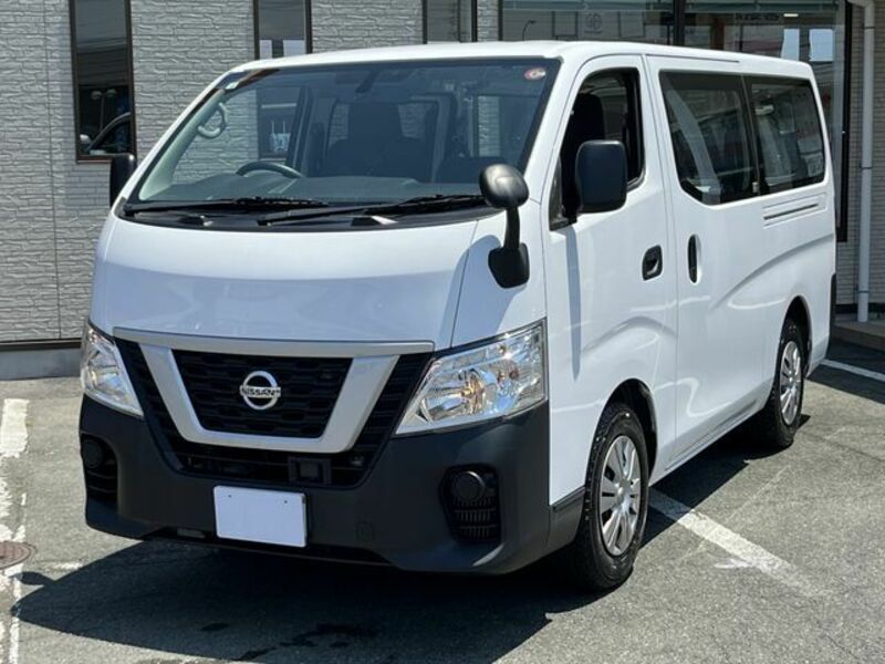 NISSAN　NV350 CARAVAN