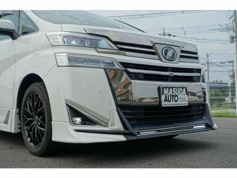 VELLFIRE-13