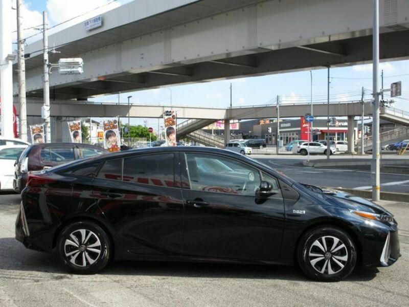 PRIUS PHV-15