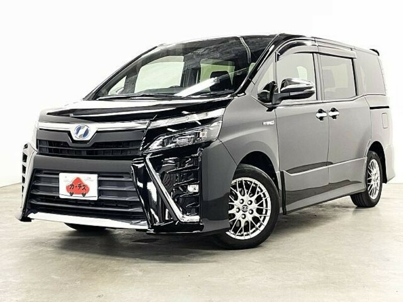 TOYOTA　VOXY