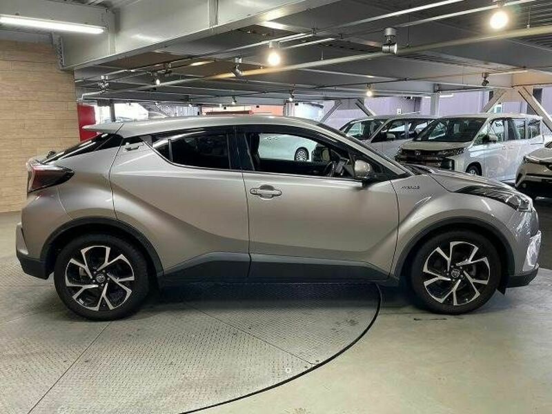 C-HR-17