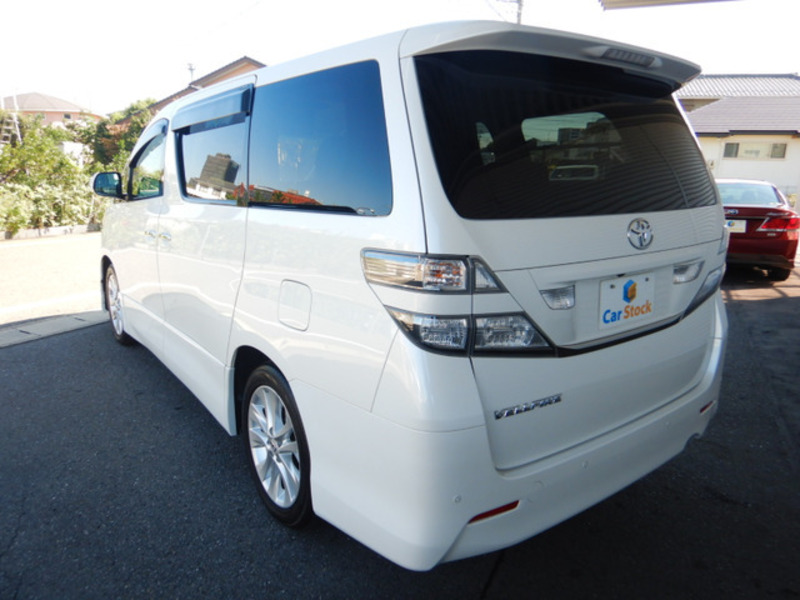 VELLFIRE-9