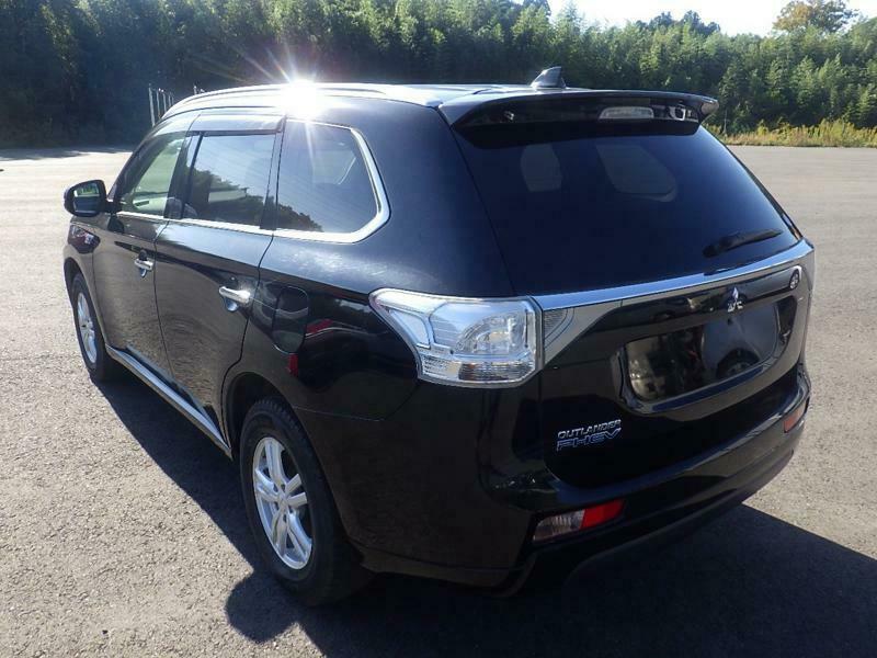 OUTLANDER PHEV-39