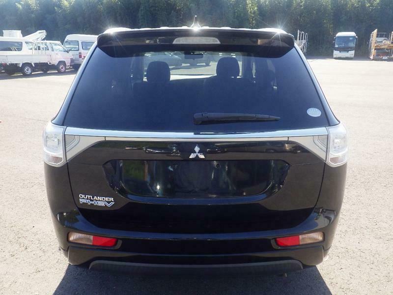 OUTLANDER PHEV-42