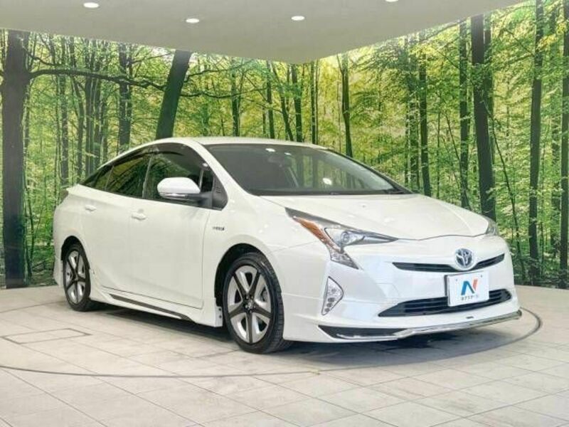 PRIUS-16