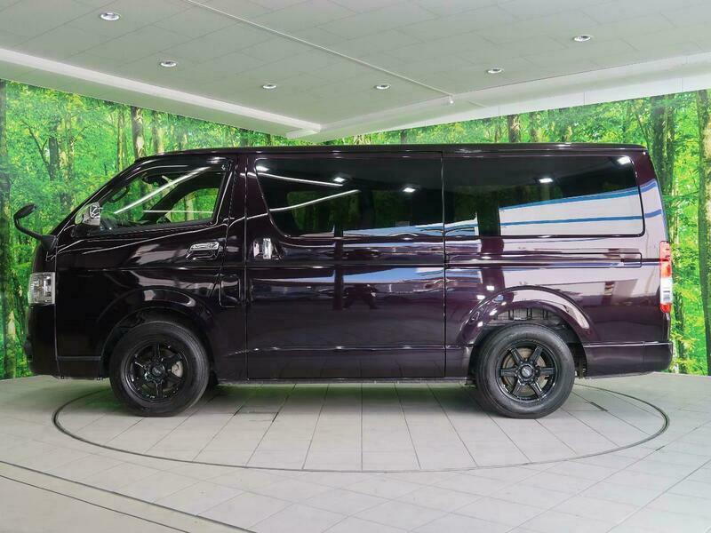 HIACE VAN