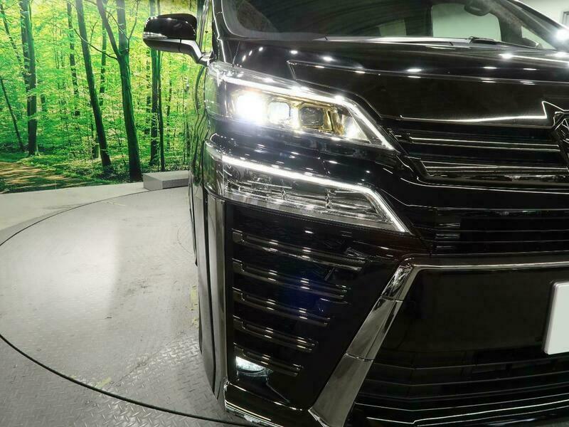 VELLFIRE-4