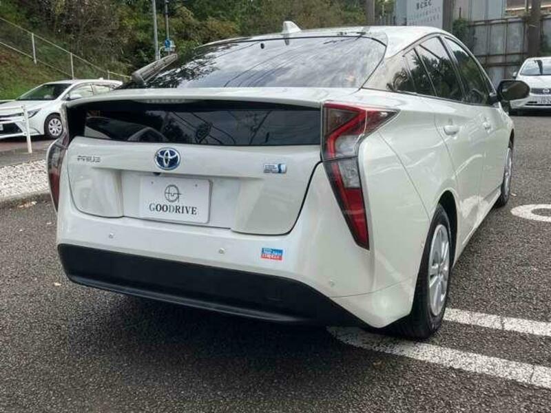 PRIUS-2