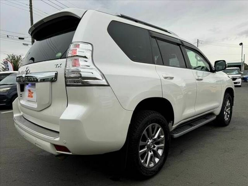 LAND CRUISER PRADO-14