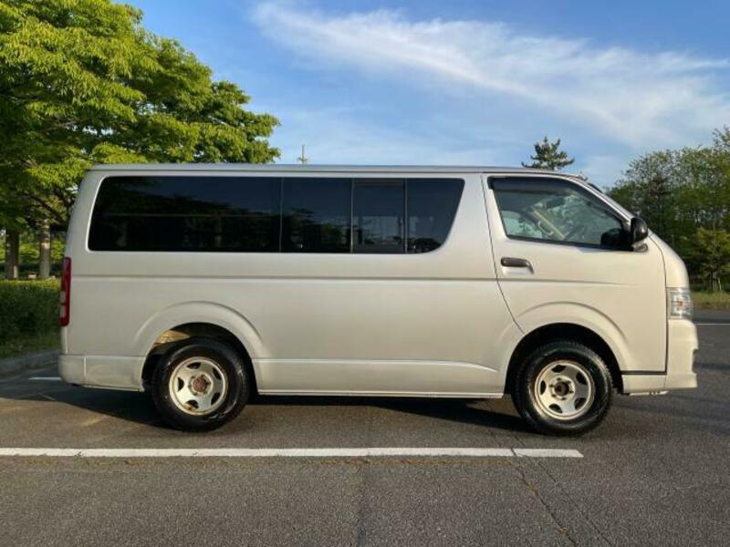 HIACE VAN-6