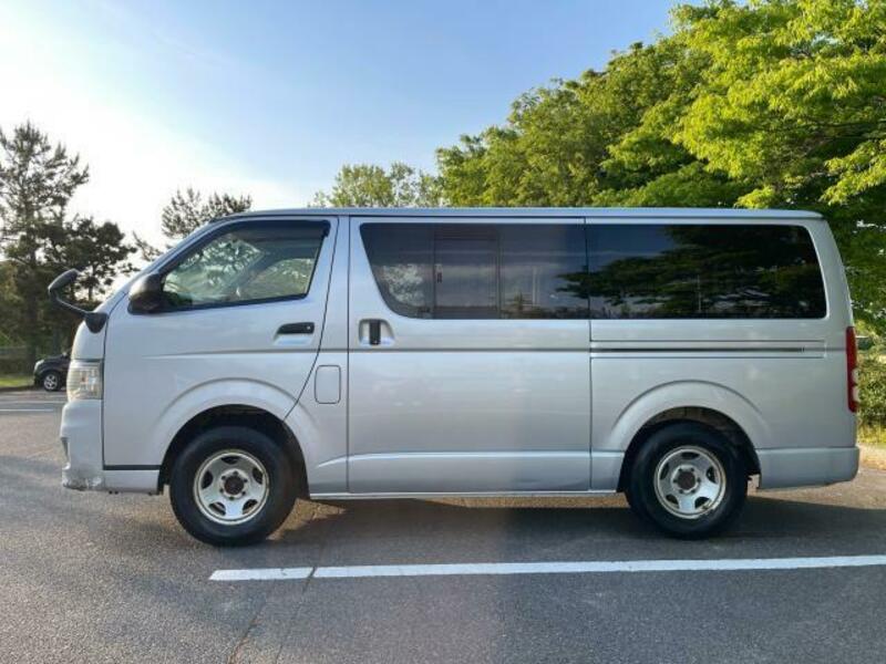 HIACE VAN-7