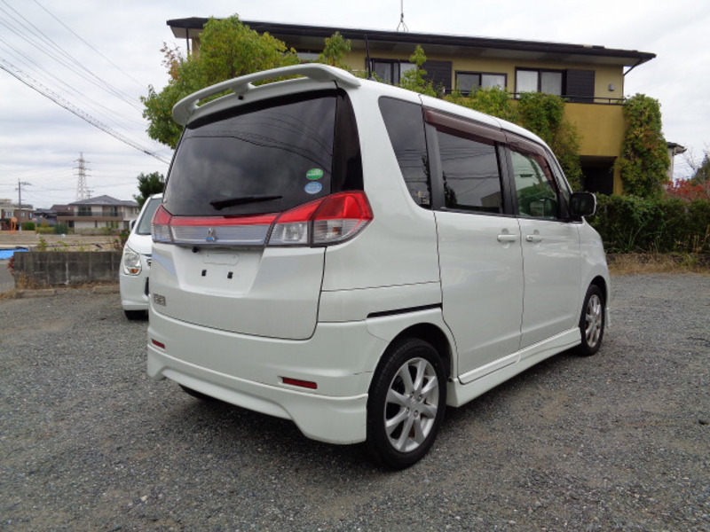 DELICA D2-3