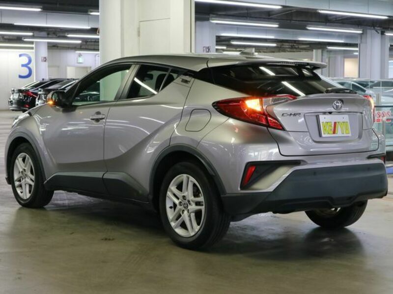 C-HR-6