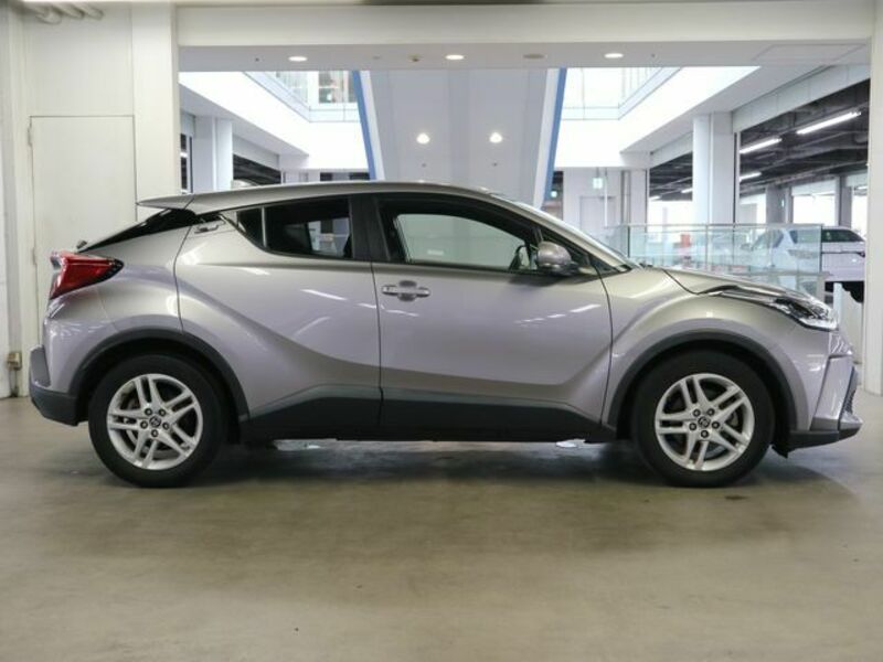 C-HR-7