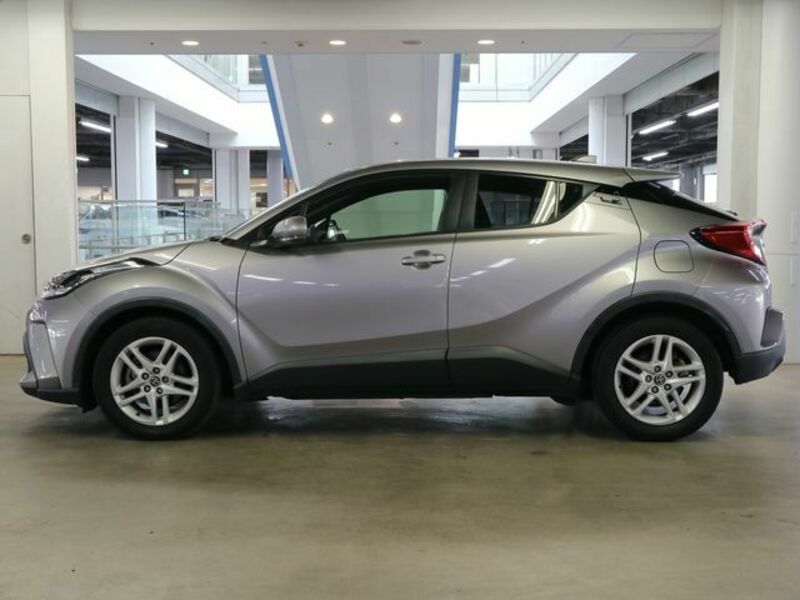 C-HR-8