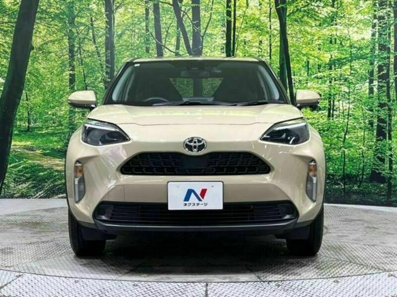 YARIS CROSS-14