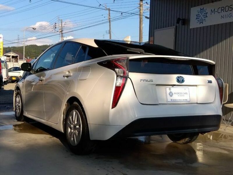 PRIUS-7