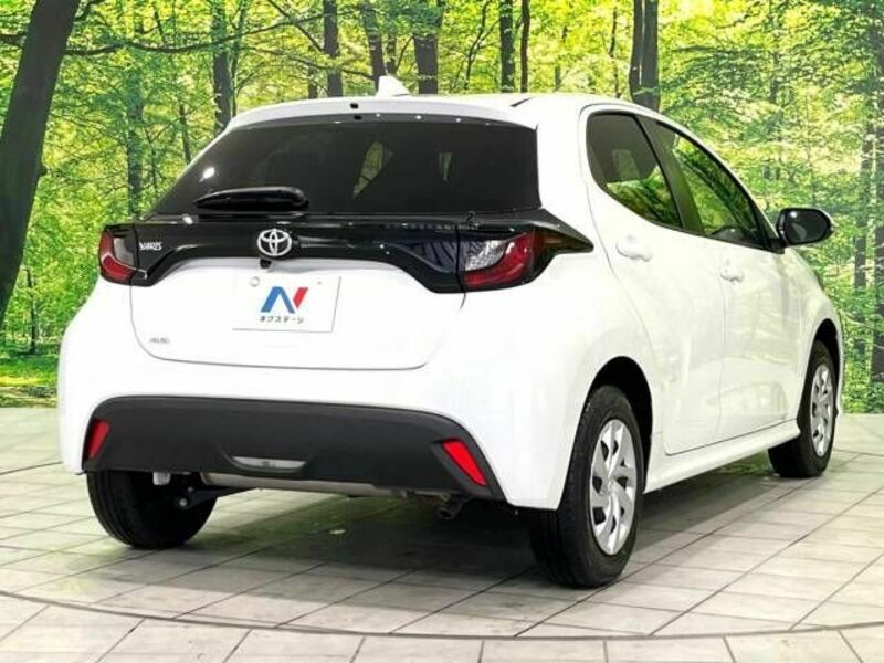 YARIS-17