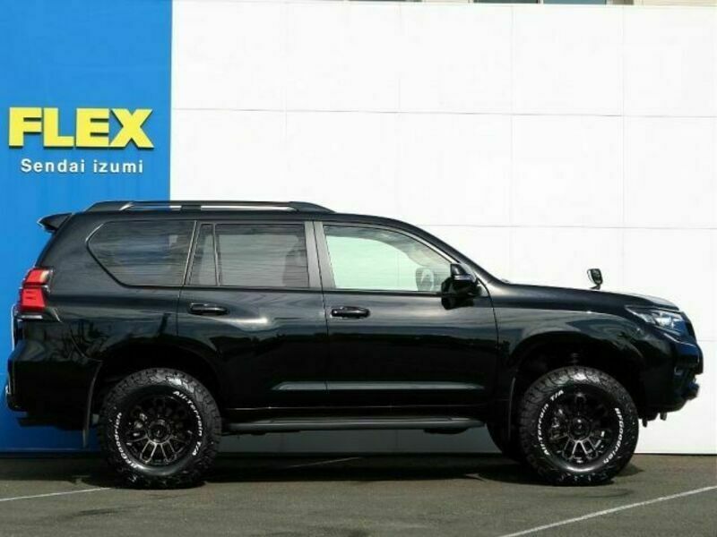 LAND CRUISER PRADO-7