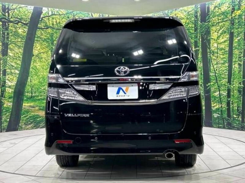 VELLFIRE-16