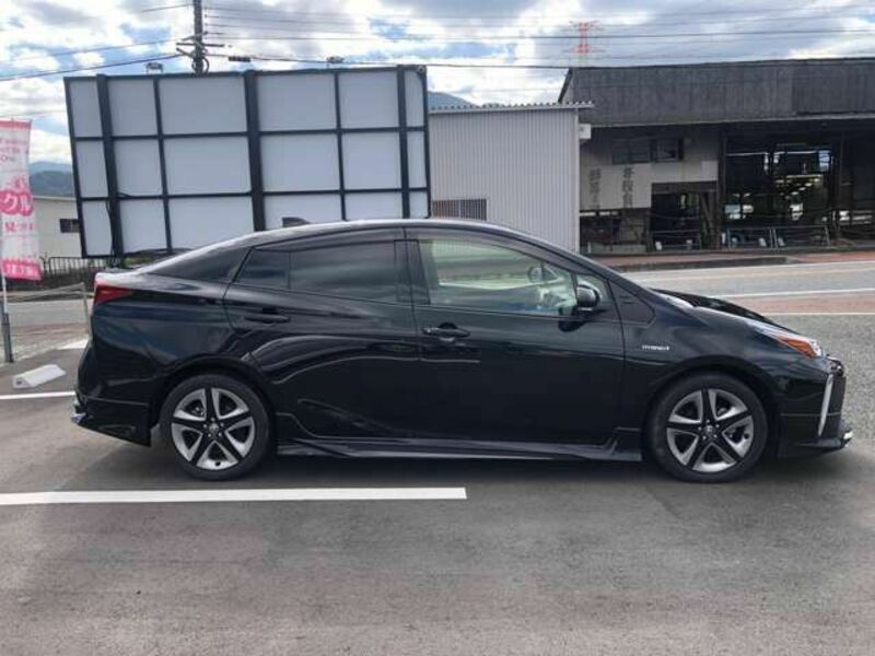 PRIUS-7