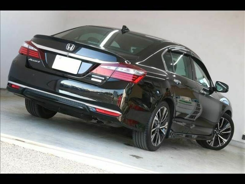 ACCORD HYBRID-11