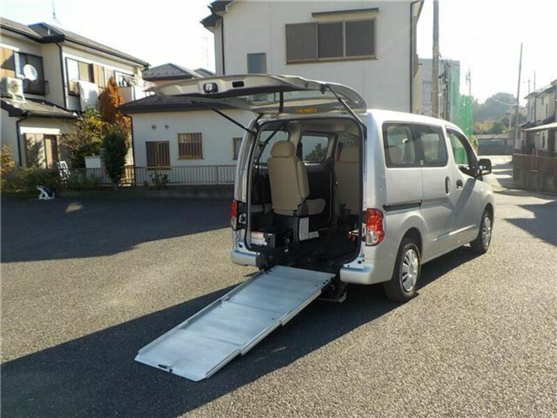 NISSAN　NV200 VANETTE