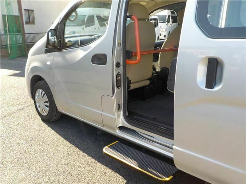 NV200 VANETTE-3