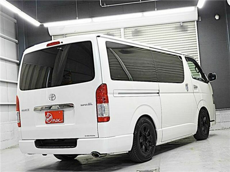 HIACE-1