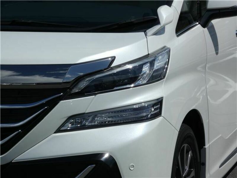 VELLFIRE-2