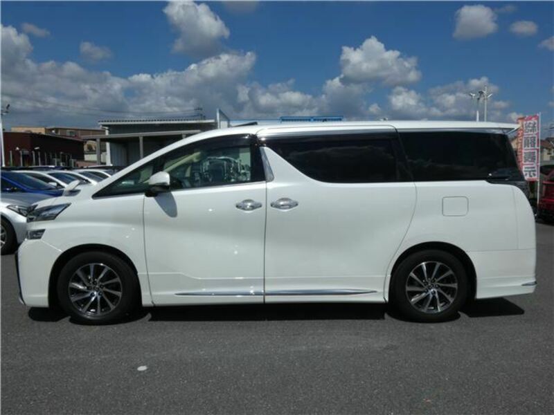 VELLFIRE-7