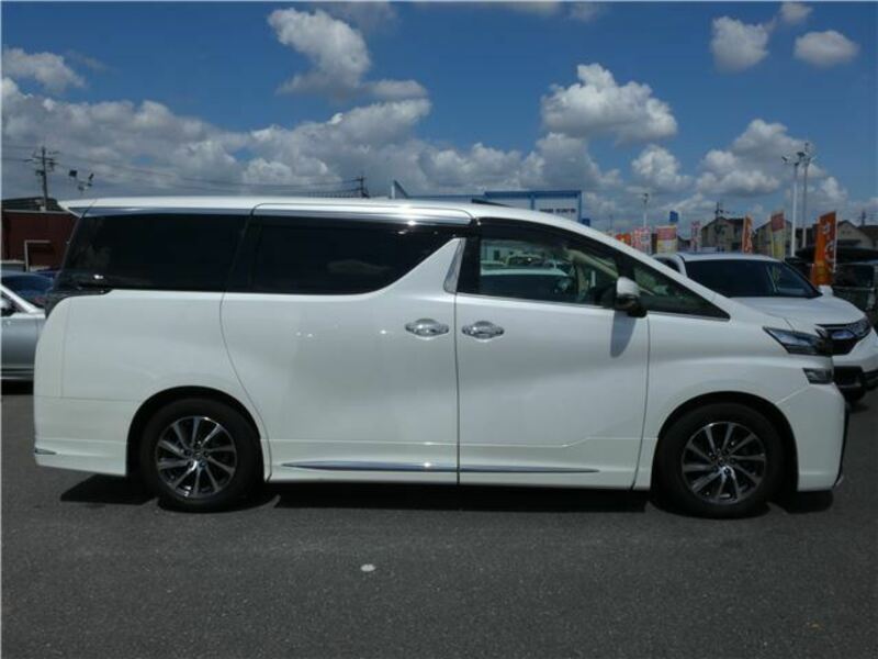 VELLFIRE-9