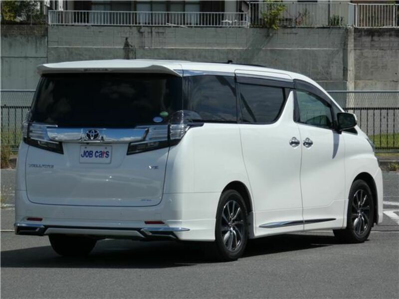 VELLFIRE-14