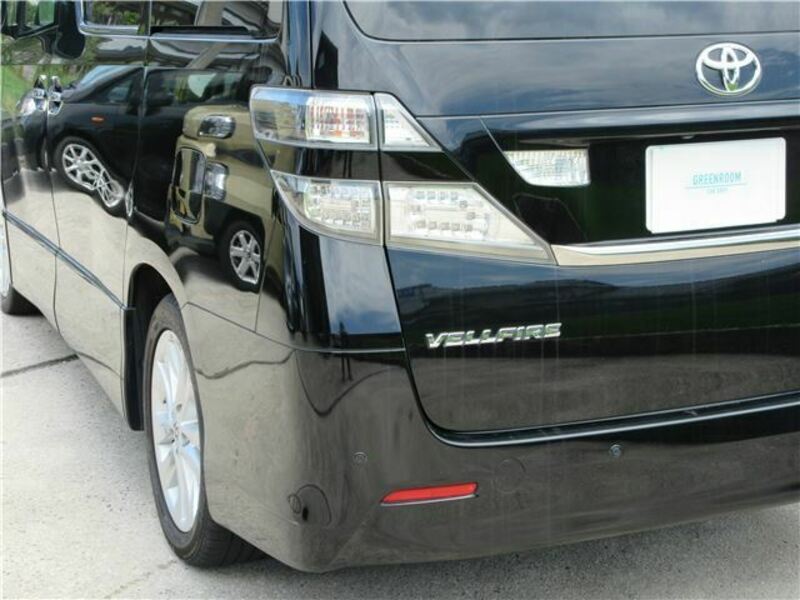 VELLFIRE-11