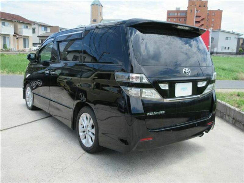 VELLFIRE-14