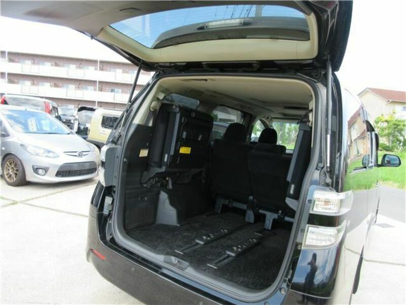 VELLFIRE-21