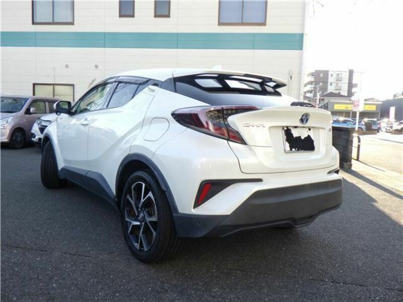 C-HR-2