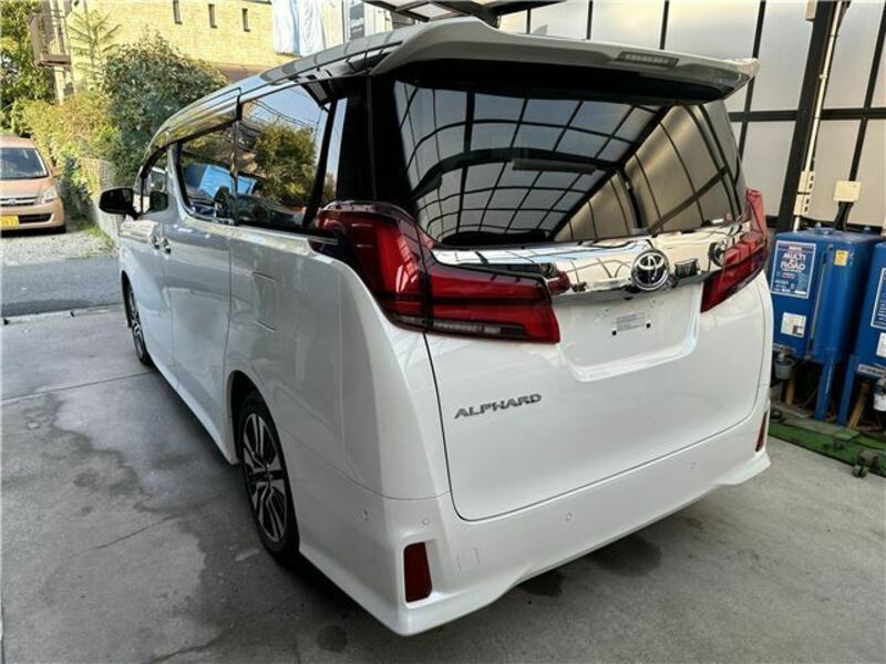 ALPHARD-1