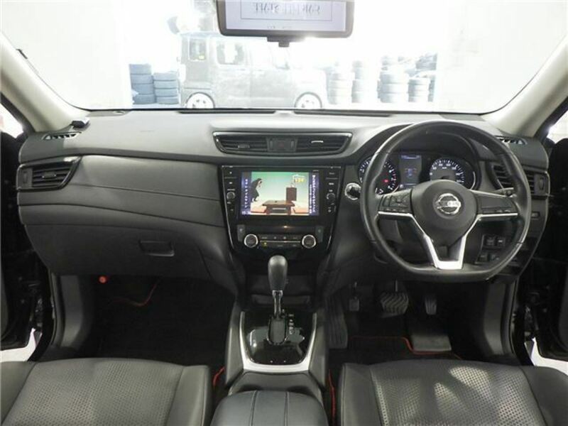 X-TRAIL