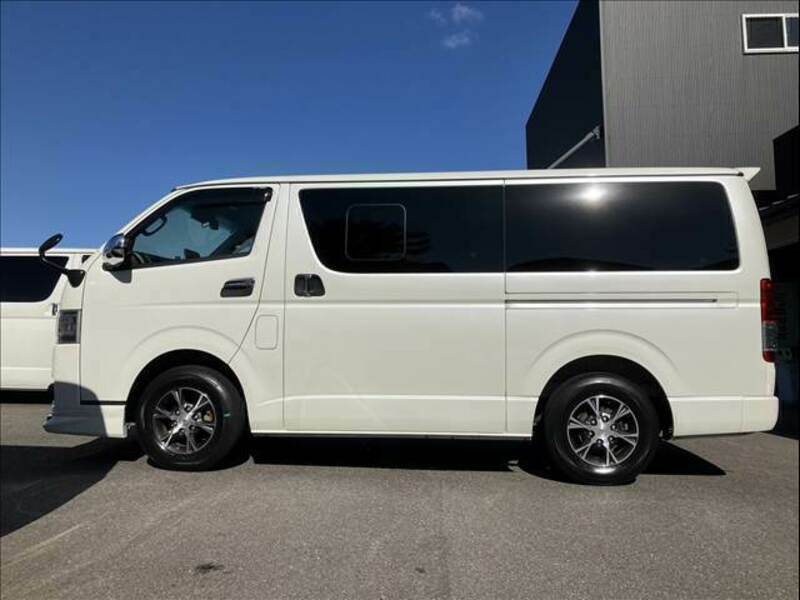 HIACE VAN-13