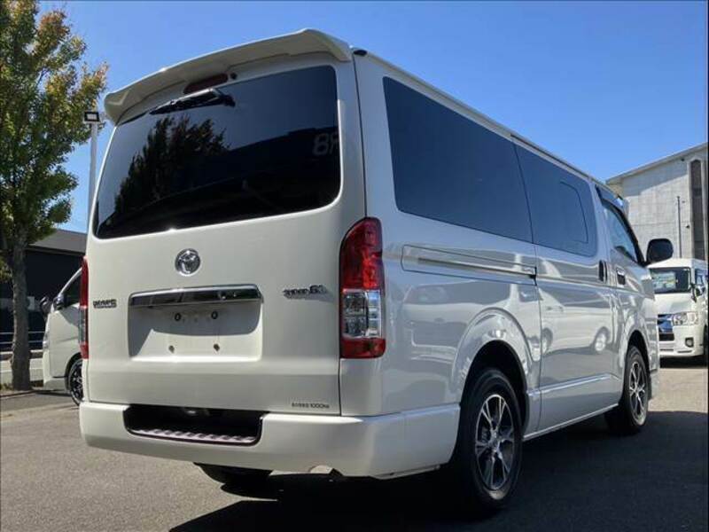 HIACE VAN-14