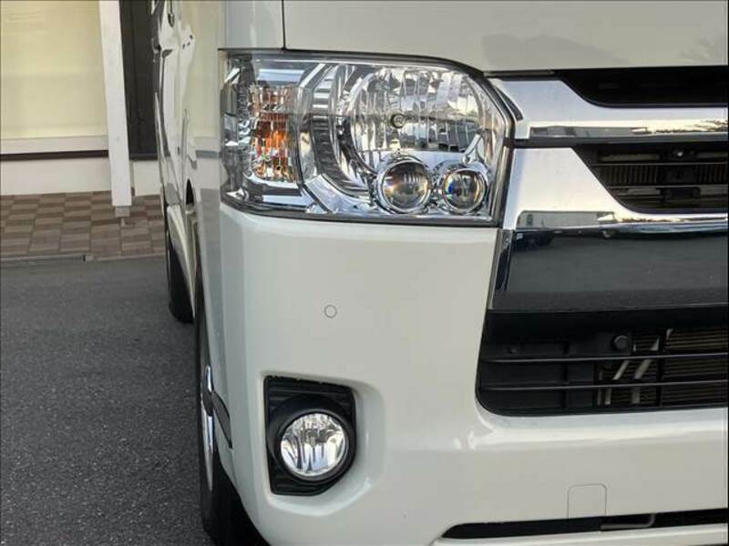 HIACE VAN-9