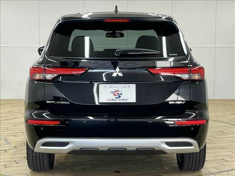 OUTLANDER PHEV-14