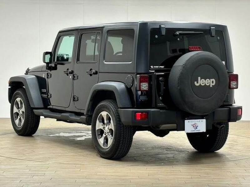 JEEP WRANGLER-16