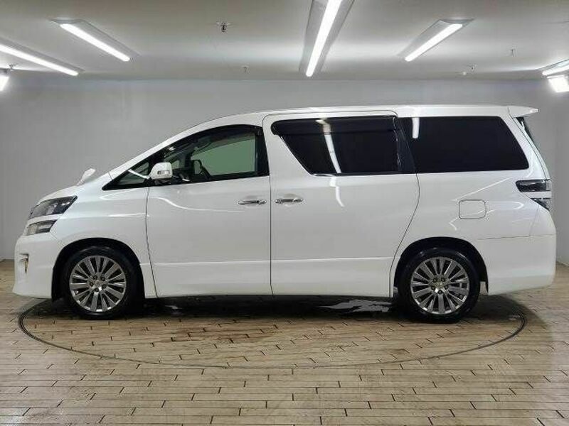 VELLFIRE-14