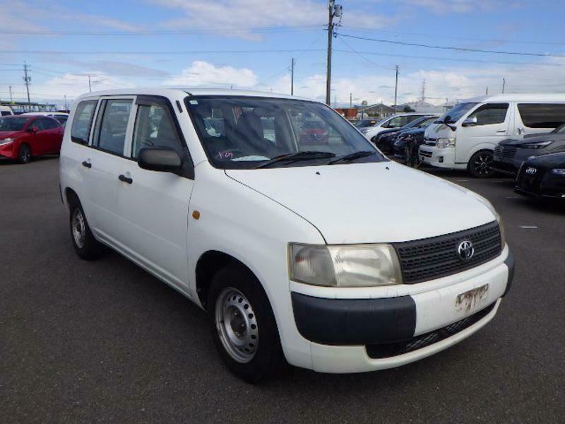 TOYOTA　PROBOX