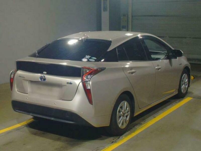 PRIUS-1